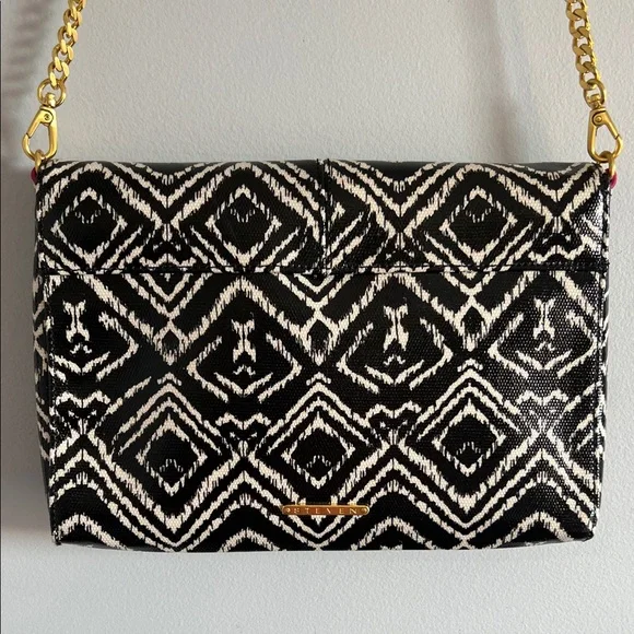 Steve Madden Black and White Clutch with Pink Accent - Picture 12 of 13